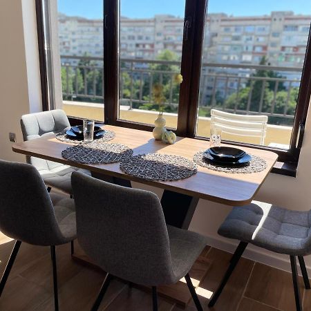 Studio Reve Burgas Bagian luar foto