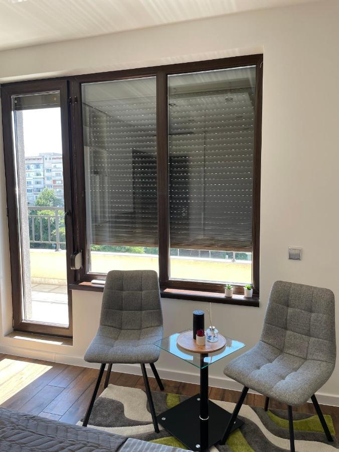 Studio Reve Burgas Bagian luar foto